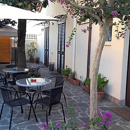 Alojamento de Acomodação e Pequeno-almoço Stadium