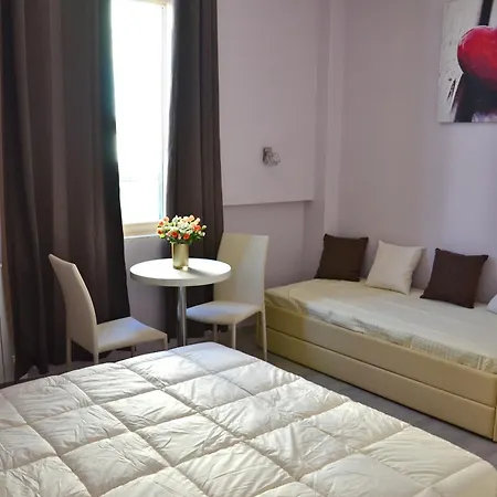 فندق مبيت وإفطار Stadium 3*